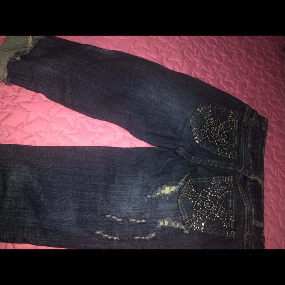 Shorts - Picture 2 of 4